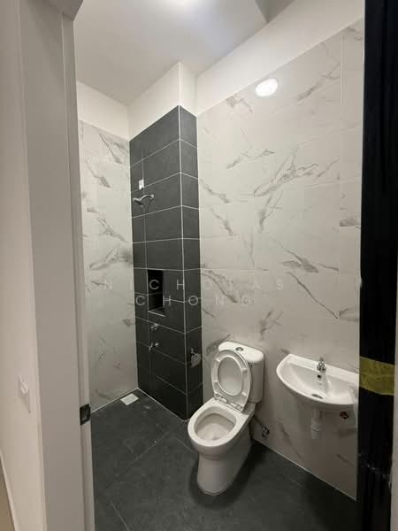 Semi-Detached House for Rent in Johor Bahru (Johor) - Nicholas Chong - Bathroom - PropertyGuru.com.my