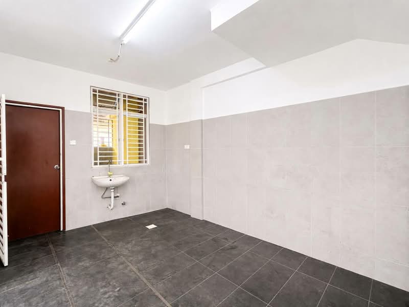Semi-Detached House for Sale in Kajang (Selangor) - Mohamad Yazid Mohamed - Interior - PropertyGuru.com.my