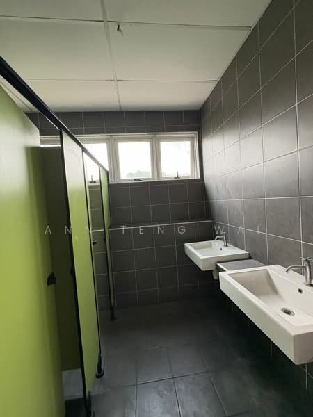 Shop / Office for Rent in Kajang (Selangor) - Wai Ann Teng - Bathroom - PropertyGuru.com.my