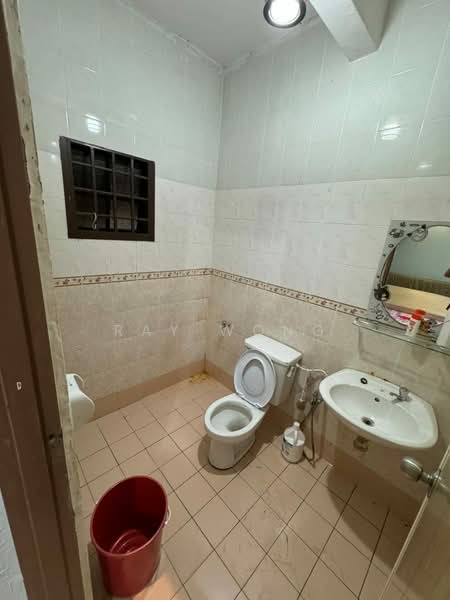 Taman Megah Ria untuk Untuk Disewa - RM 2,500 /bulan, Apr 2026 - Bathroom - PropertyGuru.com.my