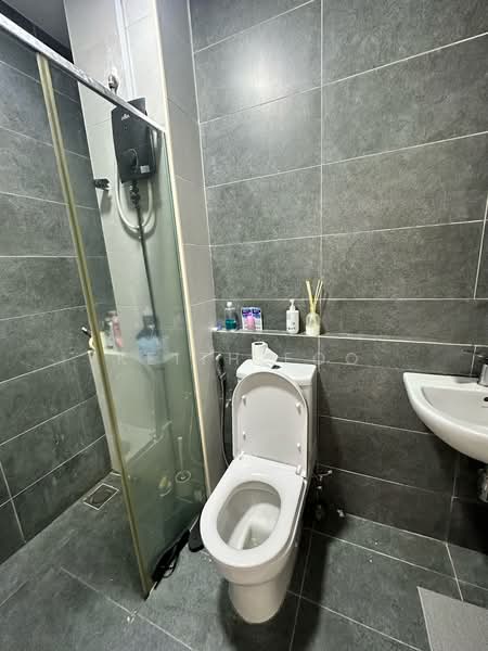 Service Residence for Sale at Lavile Kuala Lumpur - Keith Foo - Bathroom - PropertyGuru.com.my