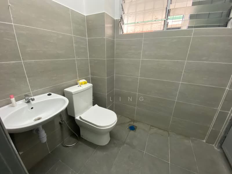 2-storey Terraced House for Sale in Pjs 9 (Sunway) - EE Ling - Bathroom - PropertyGuru.com.my