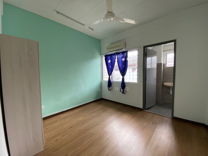 2-storey Terraced House for Sale in Pjs 9 (Sunway) - EE Ling - Bedroom - PropertyGuru.com.my