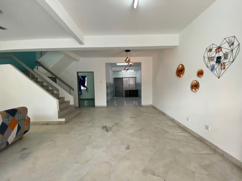 2-storey Terraced House for Sale in Pjs 9 (Sunway) - EE Ling - Living Room - PropertyGuru.com.my