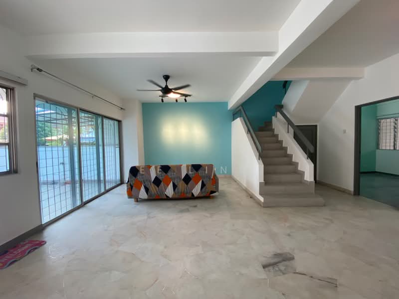 2-storey Terraced House for Sale in Pjs 9 (Sunway) - EE Ling - Living Room - PropertyGuru.com.my
