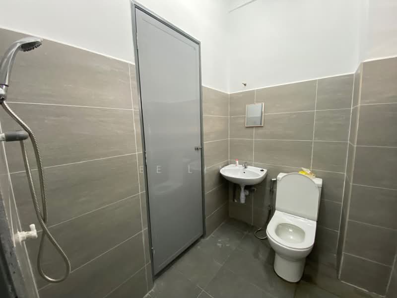 2-storey Terraced House for Sale in Pjs 9 (Sunway) - EE Ling - Bathroom - PropertyGuru.com.my