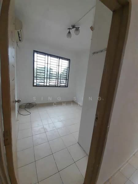 Apartment for Sale at Nusa Perdana Apartment - Sing Sing Chin - Interior - PropertyGuru.com.my