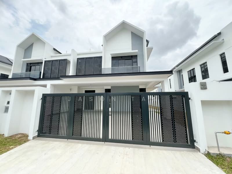 Semi-Detached House for Sale in Setia Tropika (Johor Bahru) - Jason Tan - Exterior - PropertyGuru.com.my