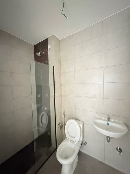 Semi-Detached House for Sale in Setia Tropika (Johor Bahru) - Jason Tan - Bathroom - PropertyGuru.com.my