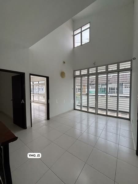 2-storey Terraced House for Sale in Bandar Parklands (Klang) - Angeline lee - Living Room - PropertyGuru.com.my