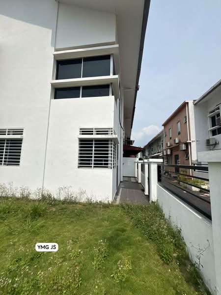 2-storey Terraced House for Sale in Bandar Parklands (Klang) - Angeline lee - Exterior - PropertyGuru.com.my