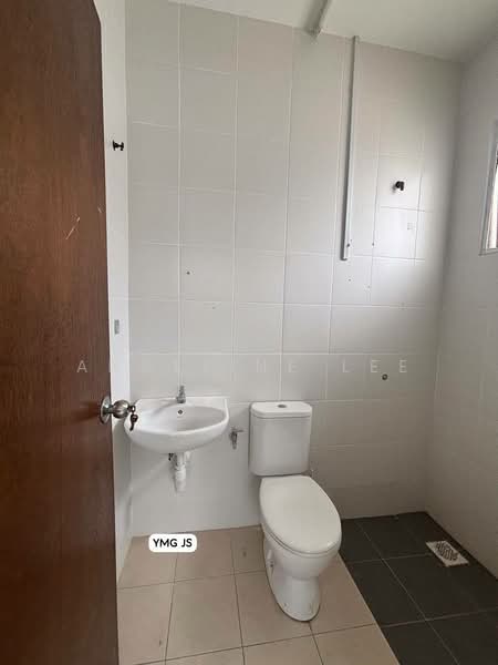 2-storey Terraced House for Sale in Bandar Parklands (Klang) - Angeline lee - Bathroom - PropertyGuru.com.my