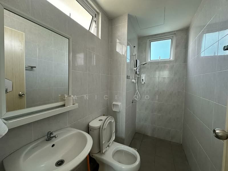 Condominium for Rent at i-Santorini - Janice Ooi - Bathroom - PropertyGuru.com.my