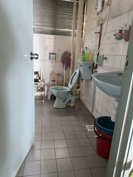 Condominium for Sale at Endah Villa - TY Tan - Bathroom - PropertyGuru.com.my