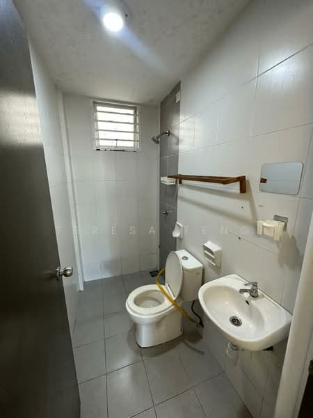 Orchis Apartment untuk Untuk Disewa - RM 1,200 /bulan, Apr 2026 - Bathroom - PropertyGuru.com.my