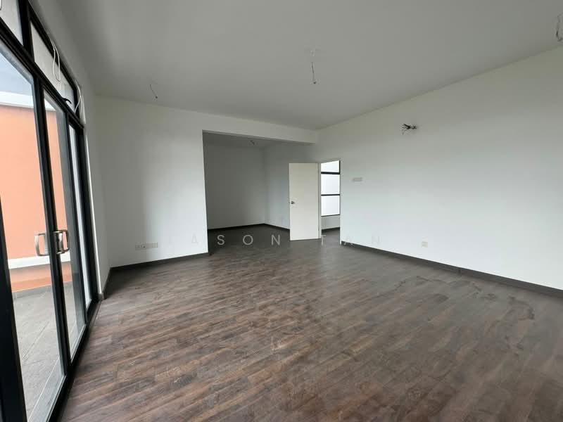 Semi-Detached House for Sale in Taman Desa Tebrau (Tebrau) - Jason Tan - Living Room - PropertyGuru.com.my