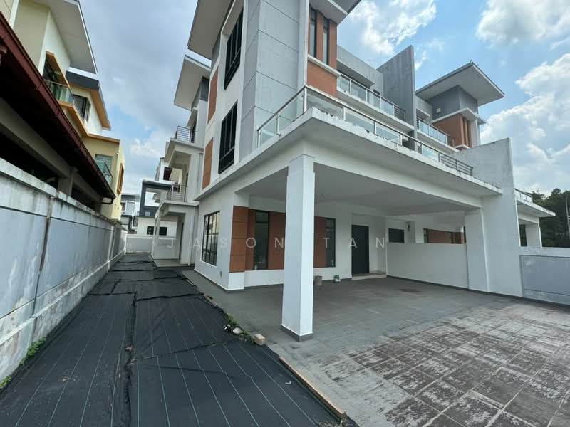 Semi-Detached House for Sale in Taman Desa Tebrau (Tebrau) - Jason Tan - Exterior - PropertyGuru.com.my