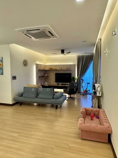 Apartment for Sale at Union Suites - Wen Rong Andy Lee - Living Room - PropertyGuru.com.my