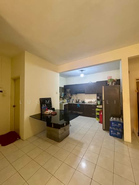 Condominium for Sale at Platinum Hill PV 5 - Luqman Ramli - Kitchen - PropertyGuru.com.my