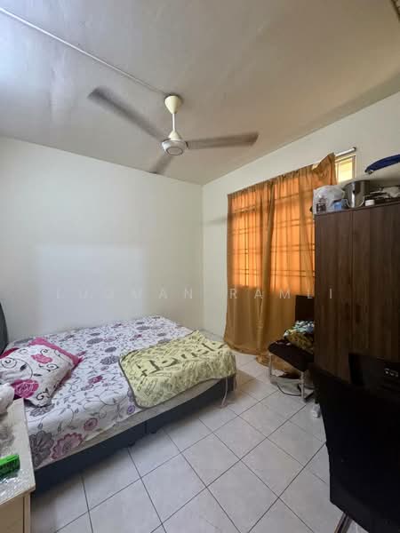 Condominium for Sale at Platinum Hill PV 5 - Luqman Ramli - Bedroom - PropertyGuru.com.my
