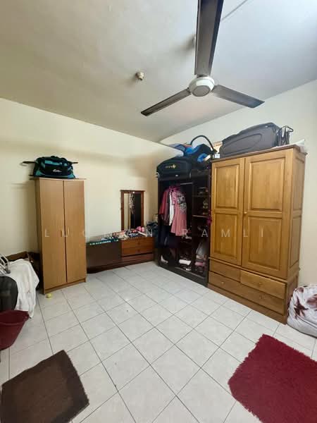 Condominium for Sale at Platinum Hill PV 5 - Luqman Ramli - Bedroom - PropertyGuru.com.my