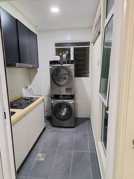 Condominium for Sale at Medini Signature - Impreeza Tham - Kitchen - PropertyGuru.com.my