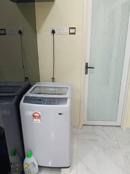 Untuk Disewa - The Rise Collection 3