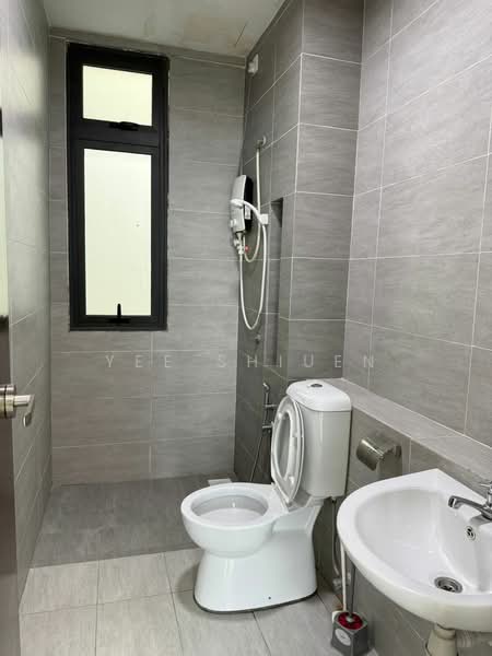Service Residence for Rent at 8Scape Residence @ Sutera - Yee Shiuen - Bathroom - PropertyGuru.com.my