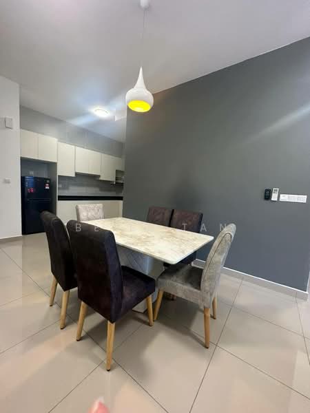 Service Residence for Sale at Twin Tower Residence - Bella Tan - Dining Room - PropertyGuru.com.my