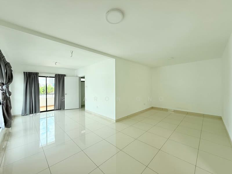 Cluster House for Sale in Skudai (Johor) - Sharon Ong - Living Room - PropertyGuru.com.my