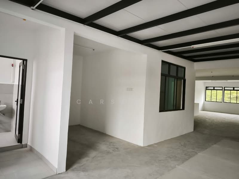 Shop for Rent in Taman Ungku Tun Aminah (Skudai) - Carson . - Interior - PropertyGuru.com.my