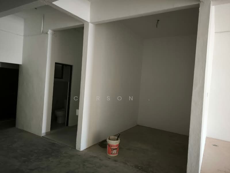 Shop for Rent in Taman Ungku Tun Aminah (Skudai) - Carson . - Interior - PropertyGuru.com.my
