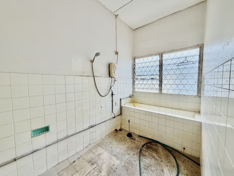 For Rent - Tingkat Besi Greenlane