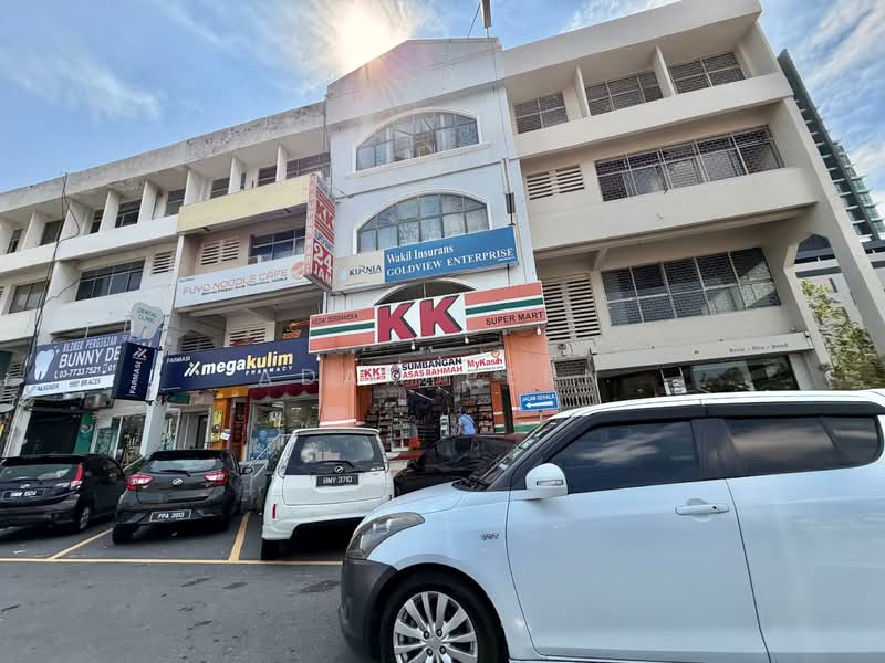 2-storey Terraced House for Sale in Petaling Jaya (Selangor) - Adam Pern - PropertyGuru.com.my
