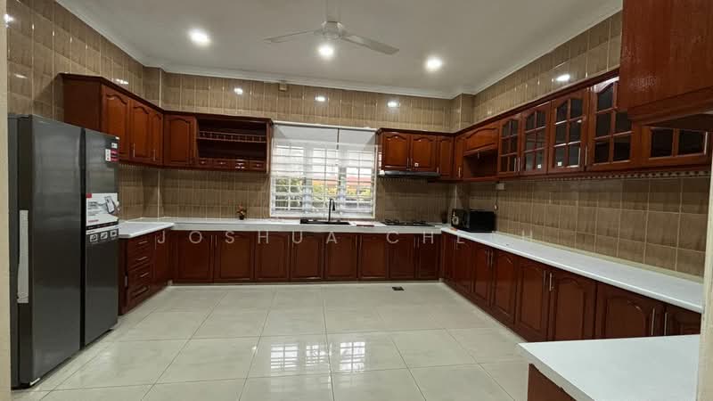Bungalow for Rent in Country Heights (Kajang) - Joshua Cheah - Kitchen - PropertyGuru.com.my