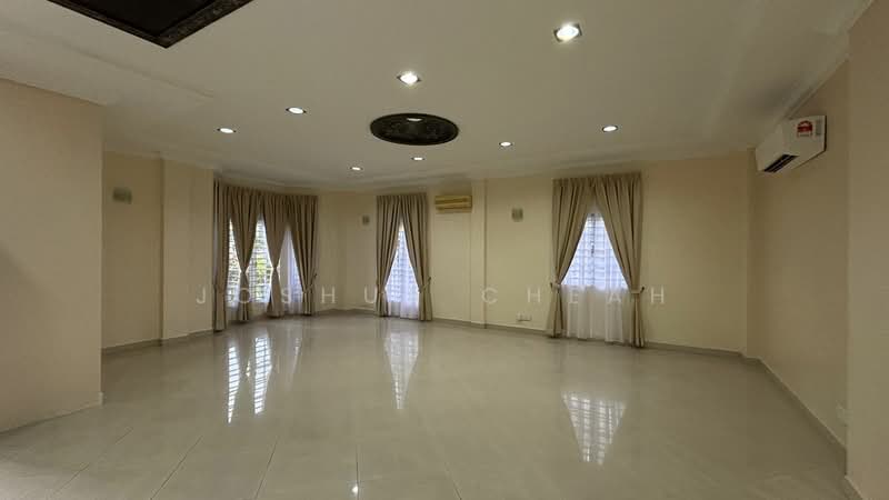 Bungalow for Rent in Country Heights (Kajang) - Joshua Cheah - Living Room - PropertyGuru.com.my