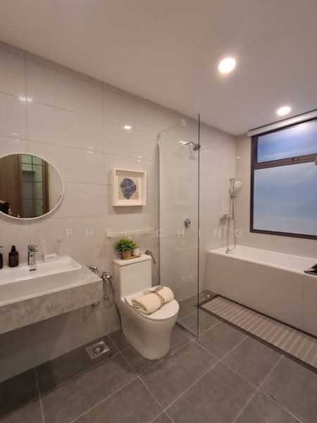 Pinnacle Bukit Gambier untuk Untuk Dijual - RM 610,000, Apr 2026 - Bathroom - PropertyGuru.com.my