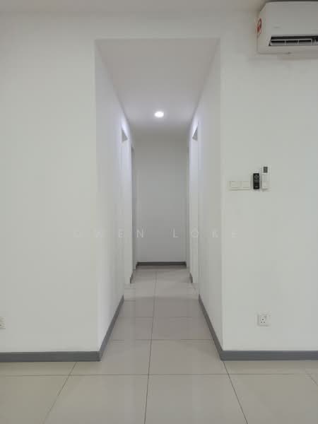 Service Residence for Rent at United Point (Residensi Berpadu) - Owen Loke - Corridor - PropertyGuru.com.my
