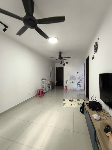 Service Residence for Rent at Symphony Tower (Menara Simfoni) - Henry Lee - Living Room - PropertyGuru.com.my