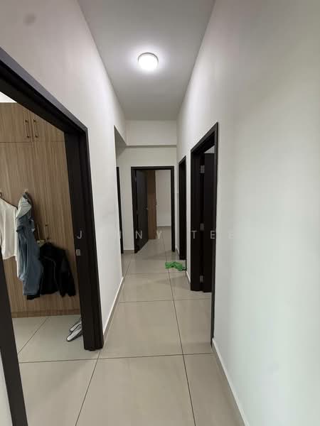 Service Residence for Rent at D'Inspire Residence (Inspira Bestari) - Jenny Tee - Corridor - PropertyGuru.com.my