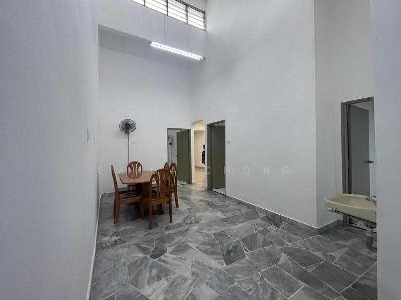 Rumah Teres 1-Tingkat untuk Dijual di Taman Saga (Ampang) - Emica Chong - Dining Room - PropertyGuru.com.my