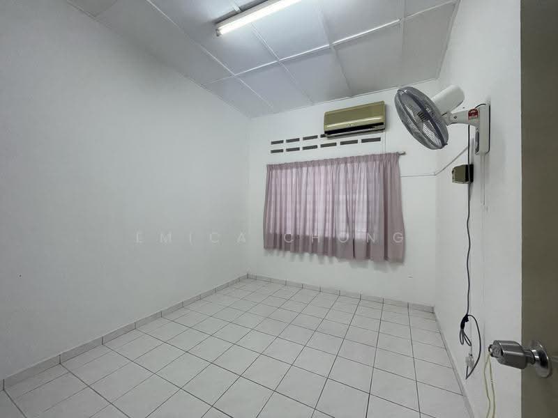 Rumah Teres 1-Tingkat untuk Dijual di Taman Saga (Ampang) - Emica Chong - Interior - PropertyGuru.com.my