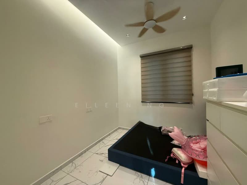 Condominium for Sale at QuayWest Residence - Eileen Ng - Bedroom 2 - PropertyGuru.com.my