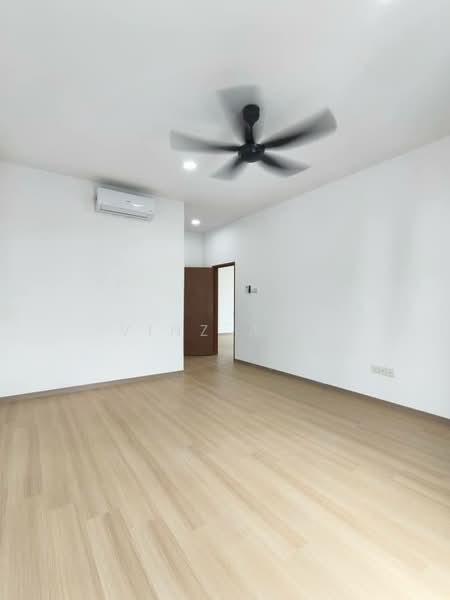 Semi-Detached House for Rent in Taman Mount Austin (Tebrau) - Vinz Ang - Interior - PropertyGuru.com.my
