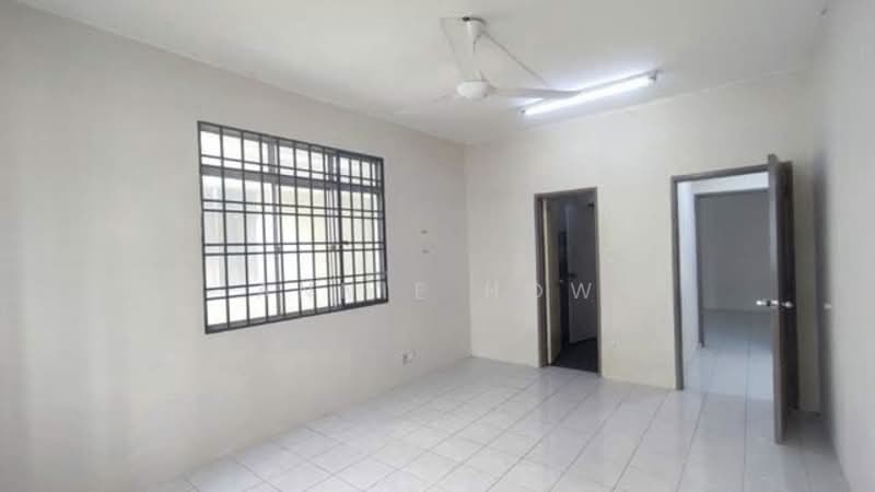 Condominium for Sale at Platinum Hill PV 5 - Annie How - Living Room - PropertyGuru.com.my