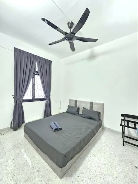 2-storey Terraced House for Sale in Taman Tasek (Johor Bahru) - Karl Lim - Bedroom - PropertyGuru.com.my