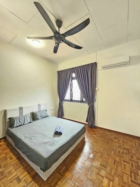 2-storey Terraced House for Sale in Taman Tasek (Johor Bahru) - Karl Lim - Bedroom - PropertyGuru.com.my