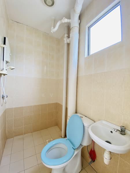 Relau Vista Apartment untuk Untuk Dijual - RM 310,000, Apr 2026 - Bathroom - PropertyGuru.com.my