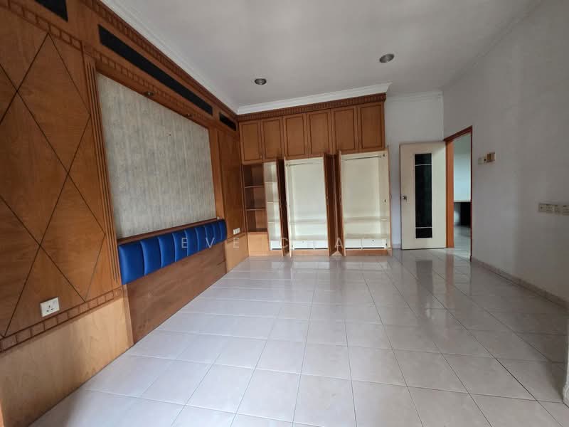 Taman Desa Cemerlang untuk Untuk Disewa - RM 2,300 /bulan, Apr 2026 - Bedroom - PropertyGuru.com.my
