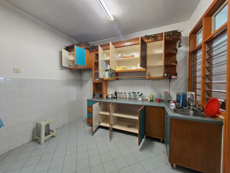 Taman Desa Cemerlang untuk Untuk Disewa - RM 2,300 /bulan, Apr 2026 - Kitchen - PropertyGuru.com.my